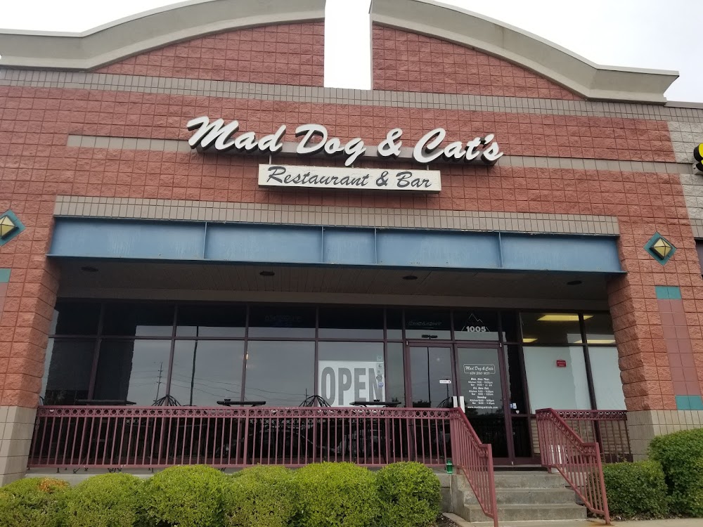 Mad Dog and Cat’s Steak, Seafood, and Spirits